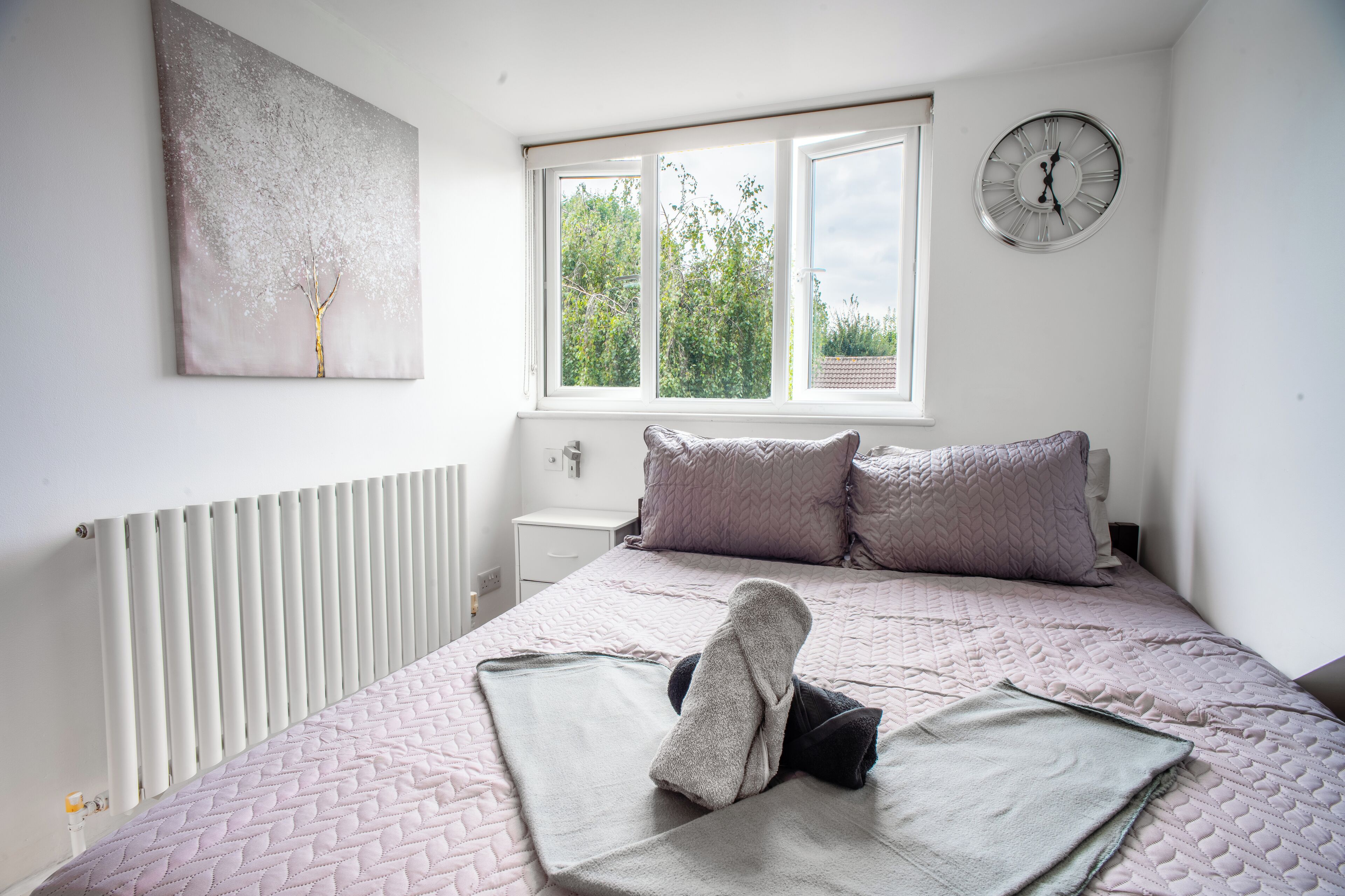 3 bedrooms, desk, iron/ironing board, WiFi