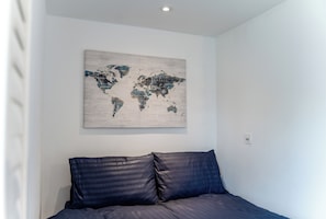 3 bedrooms, desk, iron/ironing board, WiFi - Luxury 3 Bed Shard View House! Private parking,Garden, on Door step of the city! (London)