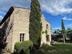 Exterior - La Familiale - Provencal house with swimming pool and breathtaking view of Gordes (Gordes)
