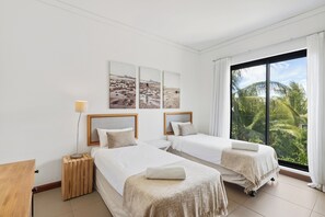 3 bedrooms, in-room safe, iron/ironing board, WiFi