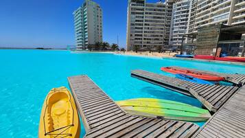 Apartment | Pool | Seasonal outdoor pool