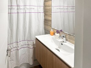Unclassified image, 5 of 20, button - Oceana Suites Laguna del Mar (La Serena)