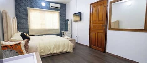 1 habitación, wifi y ropa de cama
