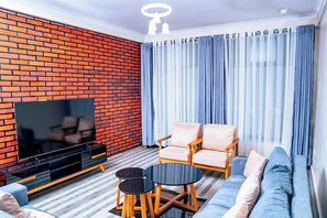Interior detail - Kadoo Travels (Kigali)