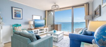 Harbourside 14, 3-7 Soldiers Point Rd - waterfront magic