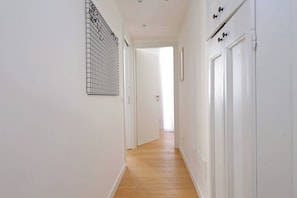 Interior entrance - YCH Delightful flat near San Giovanni (Rome)