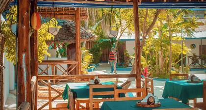 Tuna Nungwi Beach Bungalow