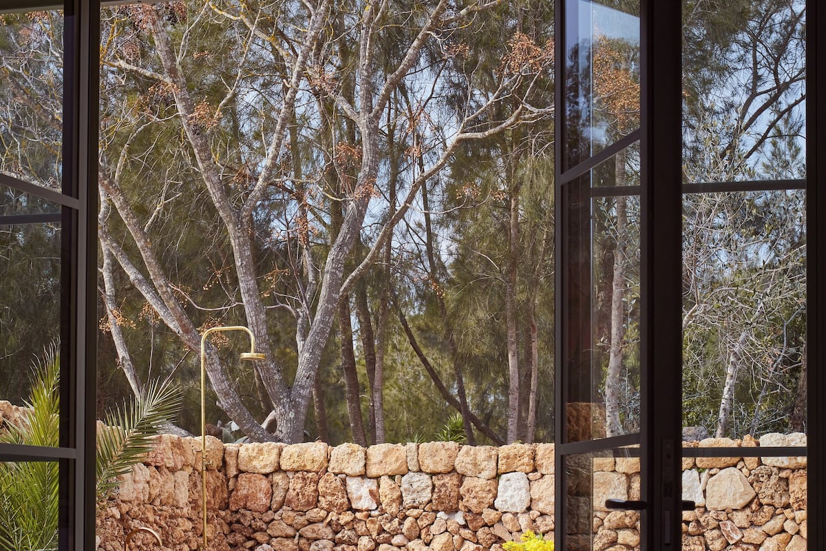 Triple Room, Patio, Garden View | In-room safe, blackout drapes, iron/ironing board, free WiFi