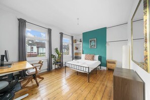 4 camere, Wi-Fi gratuito, lenzuola