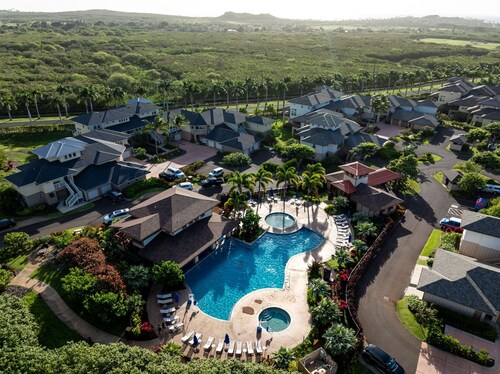 New Listing! 3 bed AC POOL GYM IN SUNNY POIPU