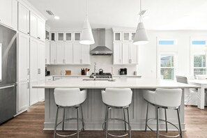 Fridge, microwave, oven, stovetop - 175 yards to beach with Private Pool, Gulf View, Bikes, and Golf Cart (Santa Rosa Beach)