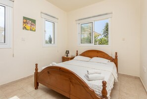 Villa | 3 bedrooms - Villa Clara in Paralimni (Paralimni)