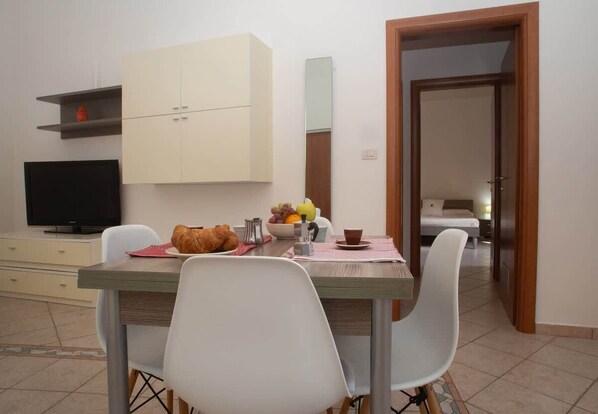 Unclassified image, 1 of 17, button