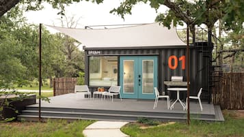 Cabaña de lujo | Muebles diferentes, wifi gratis y ropa de cama
