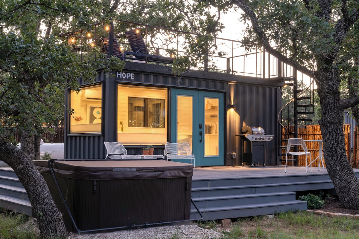 Unit #7 | Wi-Fi ฟรี, ตกแต่งพิเศษโดยเฉพาะ, ผ้าปูที่นอน