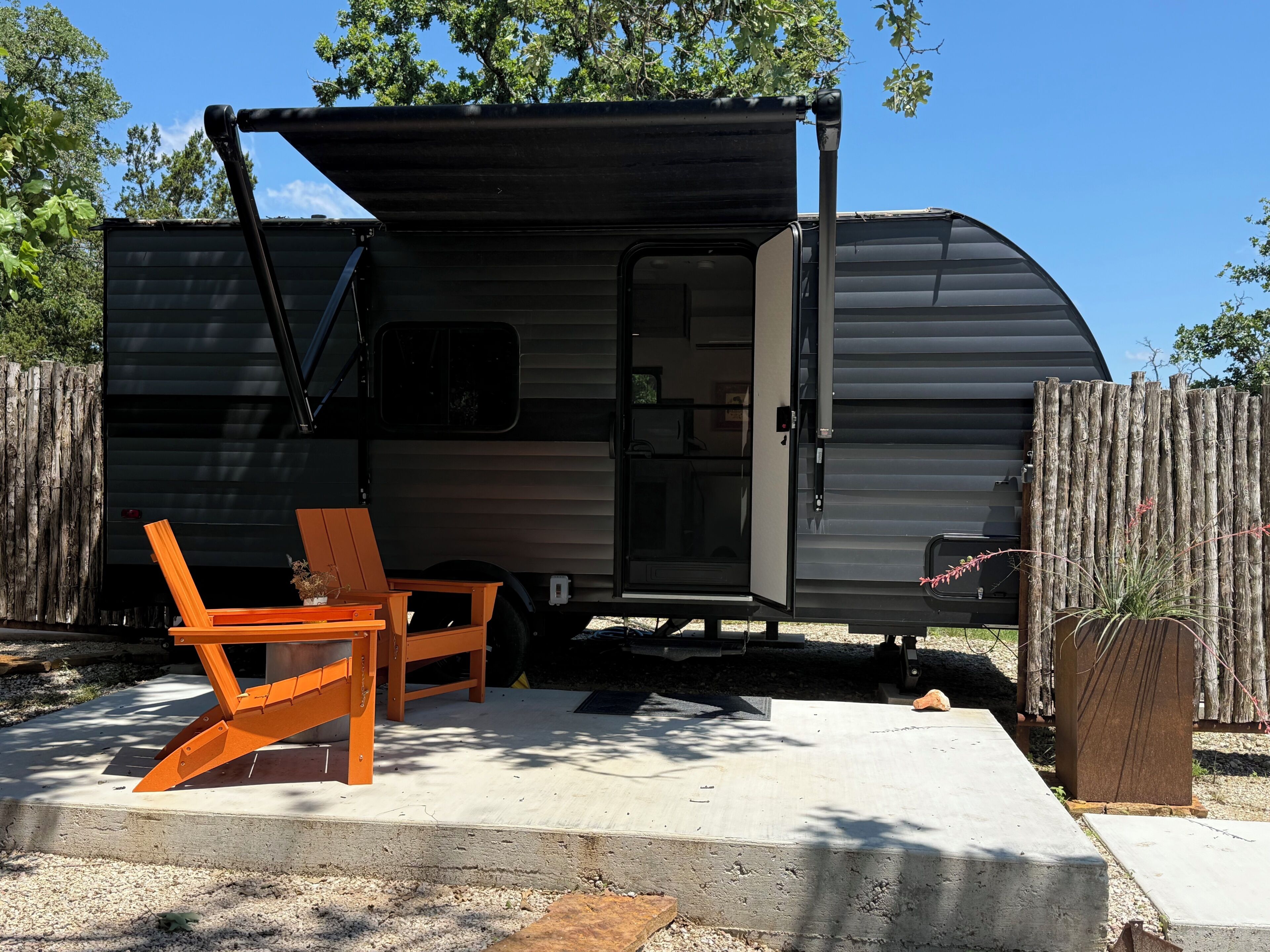 Unit 15 | Individually furnished, free WiFi, bed sheets