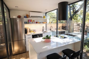 Unit #11 | Private kitchen | Toaster oven, cookware/dishes/utensils - ParcBlu (Fredericksburg)