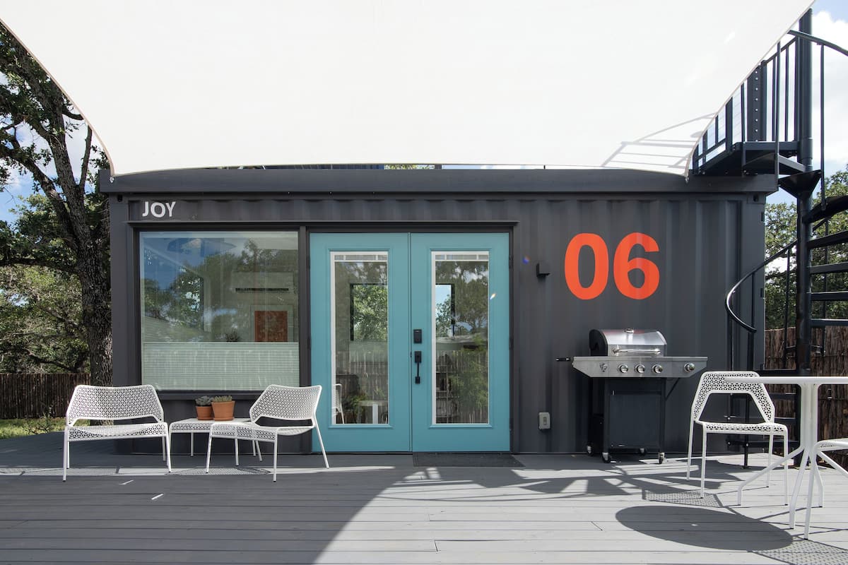 Unit #6 | Wi-Fi ฟรี, ตกแต่งพิเศษโดยเฉพาะ, ผ้าปูที่นอน