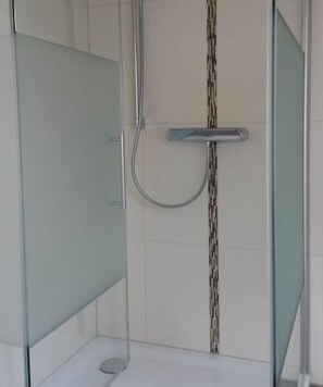 Dusche, Haartrockner