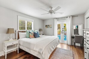 6 bedrooms, iron/ironing board, free WiFi, bed sheets