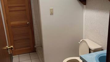 Dusj, såpe og toalettpapir