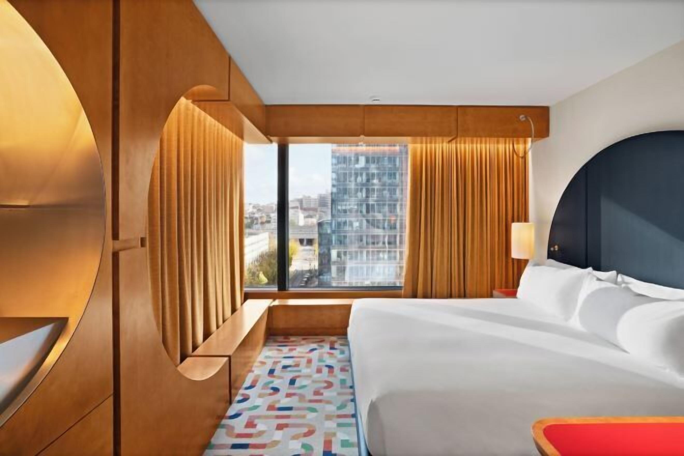 Premium bedding, minibar, in-room safe, laptop workspace