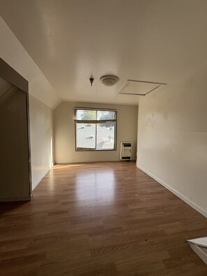 Interior - Sober Living on the Pink Cloud in fabulous Pasadena with WiFi (Pasadena)