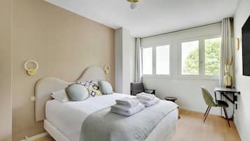 Desk, iron/ironing board, free WiFi, bed sheets