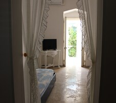 Family Studio | Free WiFi