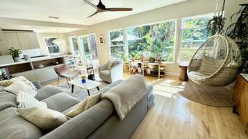 Smart TV, monitor de computadora y impresora