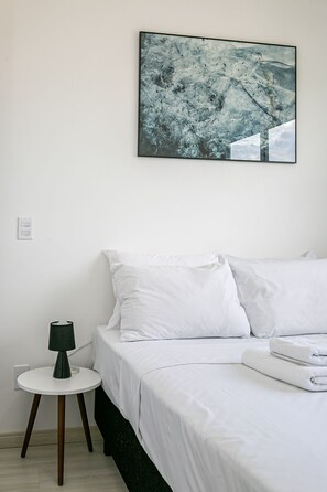 2 bedrooms, iron/ironing board, Internet, bed sheets - WI-FI 1GB | 500m from Canasvieiras Beach #CANA13 (Florianópolis)
