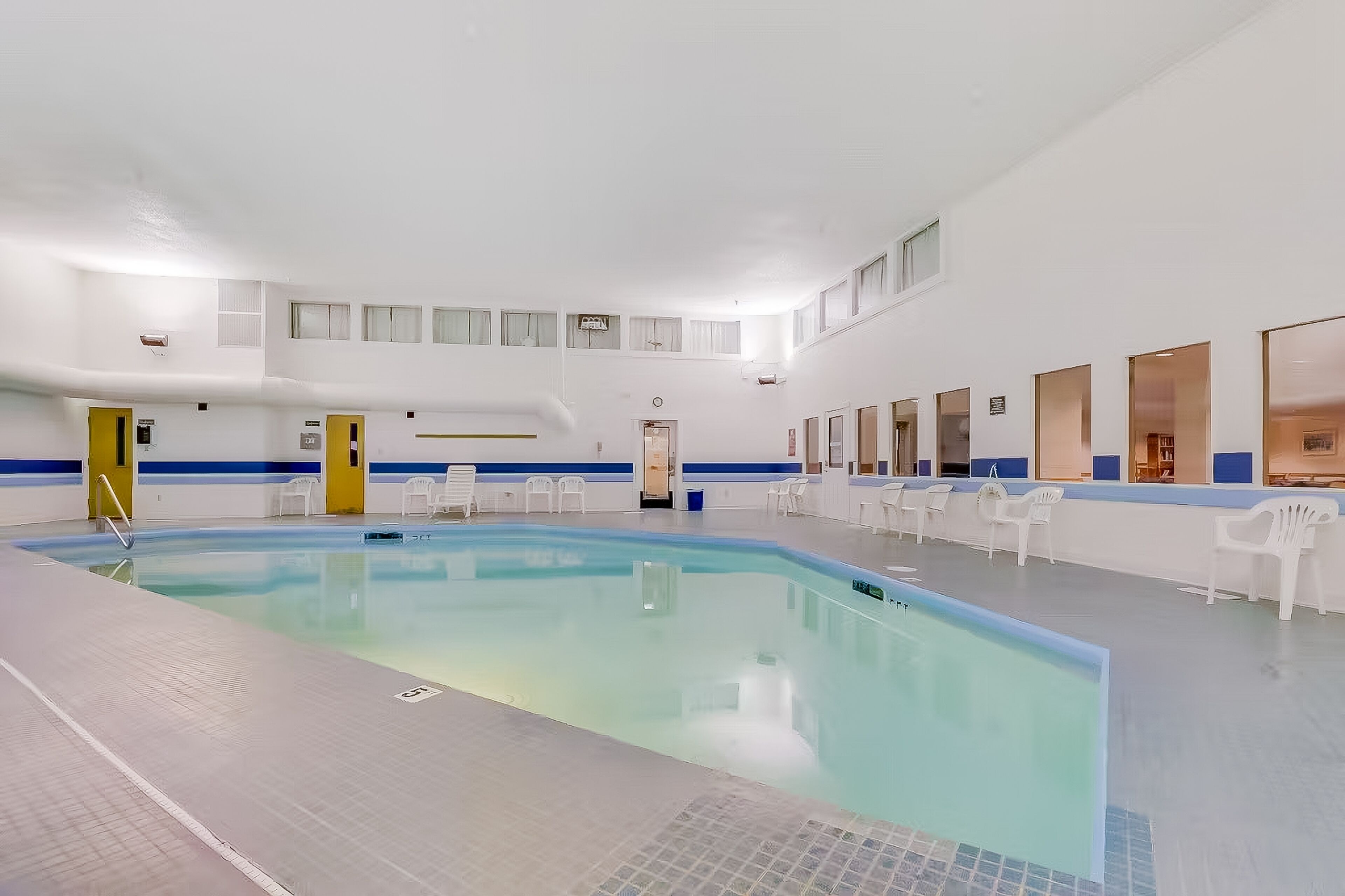 Piscine couverte, piscine chauffée