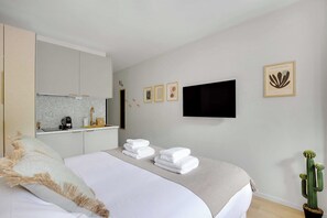 Desk, iron/ironing board, free WiFi, bed sheets