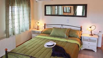 2 chambres, fer et planche Ă repasser, Wi-Fi gratuit, draps fournis