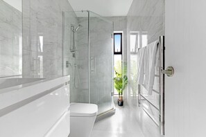 Haartrockner, Handtücher