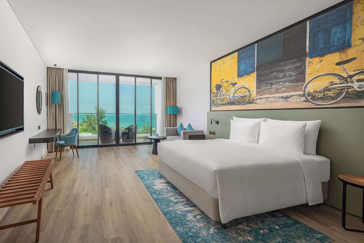 Habitación Premium, vistas parciales al mar | Minibar, escritorio, sistema de insonorización