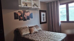 5 dormitorios, tabla de planchar con plancha, wifi y ropa de cama