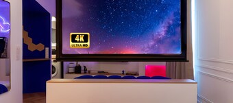 The Cloud - Troyes City Center - Luxury Spa & Gaming Suite