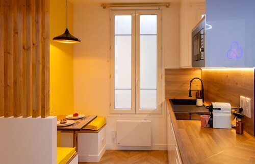 The Cloud - Troyes City Center - Luxury Spa & Gaming Suite