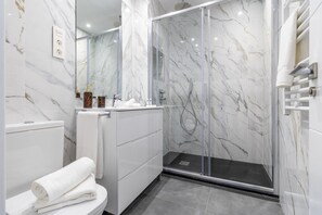 Towels - Apartamento Cercano las 4 torres (Madrid)