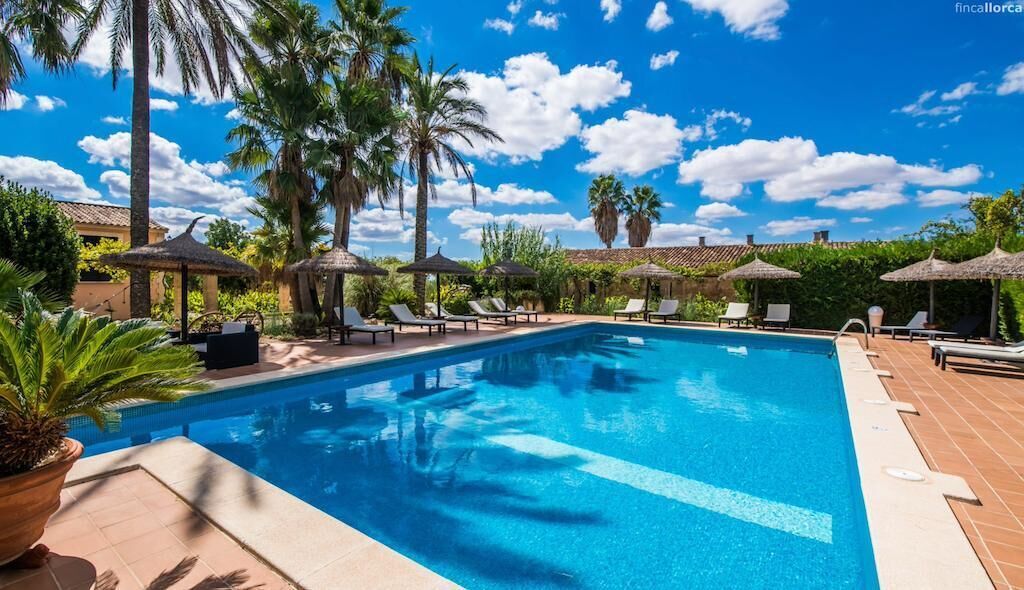 Piscina externa sazonal