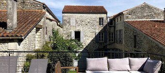 Character house in town center. Ideal for friends and families!