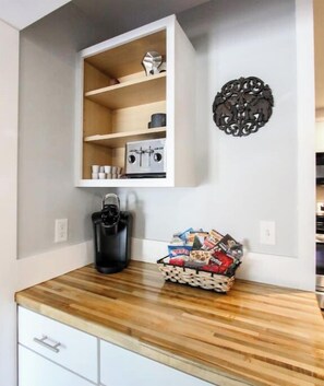 Interior - Brick Beauty/ Spacious Street-Side Duplex Stay
(Savannah)