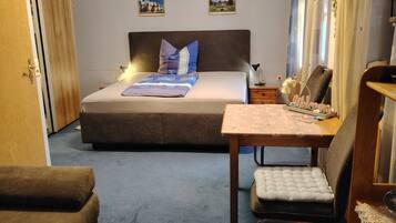 3 Schlafzimmer, Reisekinderbett, kostenloses WLAN, BettwÀsche