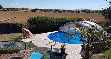 Ferienhaus auf dem Lande. Viel Platz fĂŒr Familien mit Kindern.