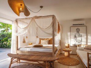3 bedrooms, in-room safe, iron/ironing board, WiFi
