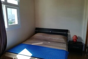3 dormitorios, tabla de planchar con plancha, wifi y ropa de cama