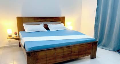* SWEET * WIFI * CLIM * White Butterfly Hotels *