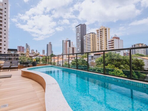 Stay in a Condo near Shopping da Bahia