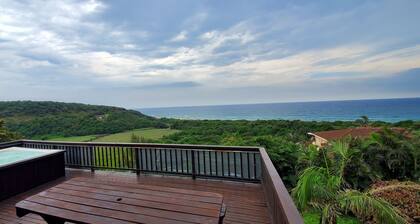 Charming 3-bedroom house with AC and WiFi in lovely s coast, fantastic sea views